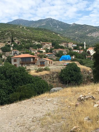 Dağüstü Köyü ve köy yaşamından görünüm