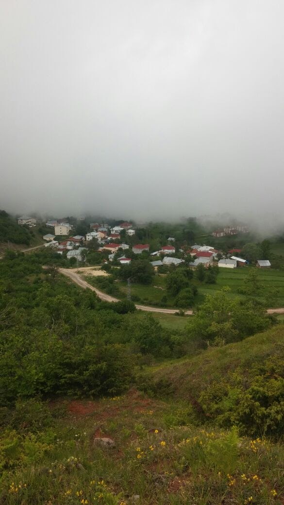 Sisler altında Dağüstü Köyü